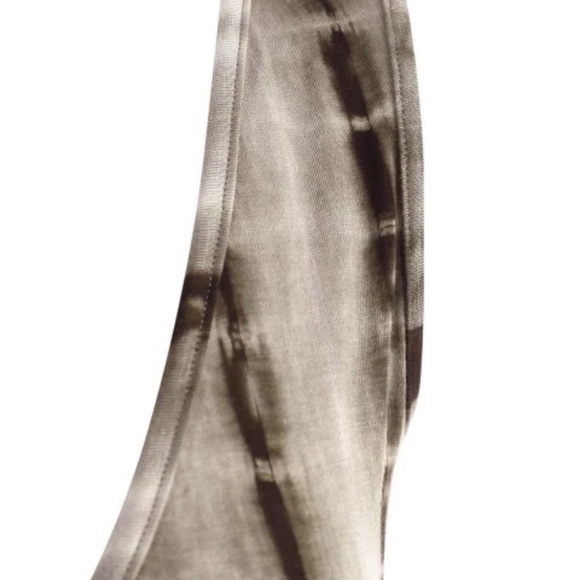 Tie Dye Twist Crop Plunge Tank Top - Picture 3 of 4